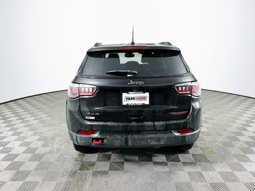 Certified 2022 Jeep Compass Trailhawk image 9