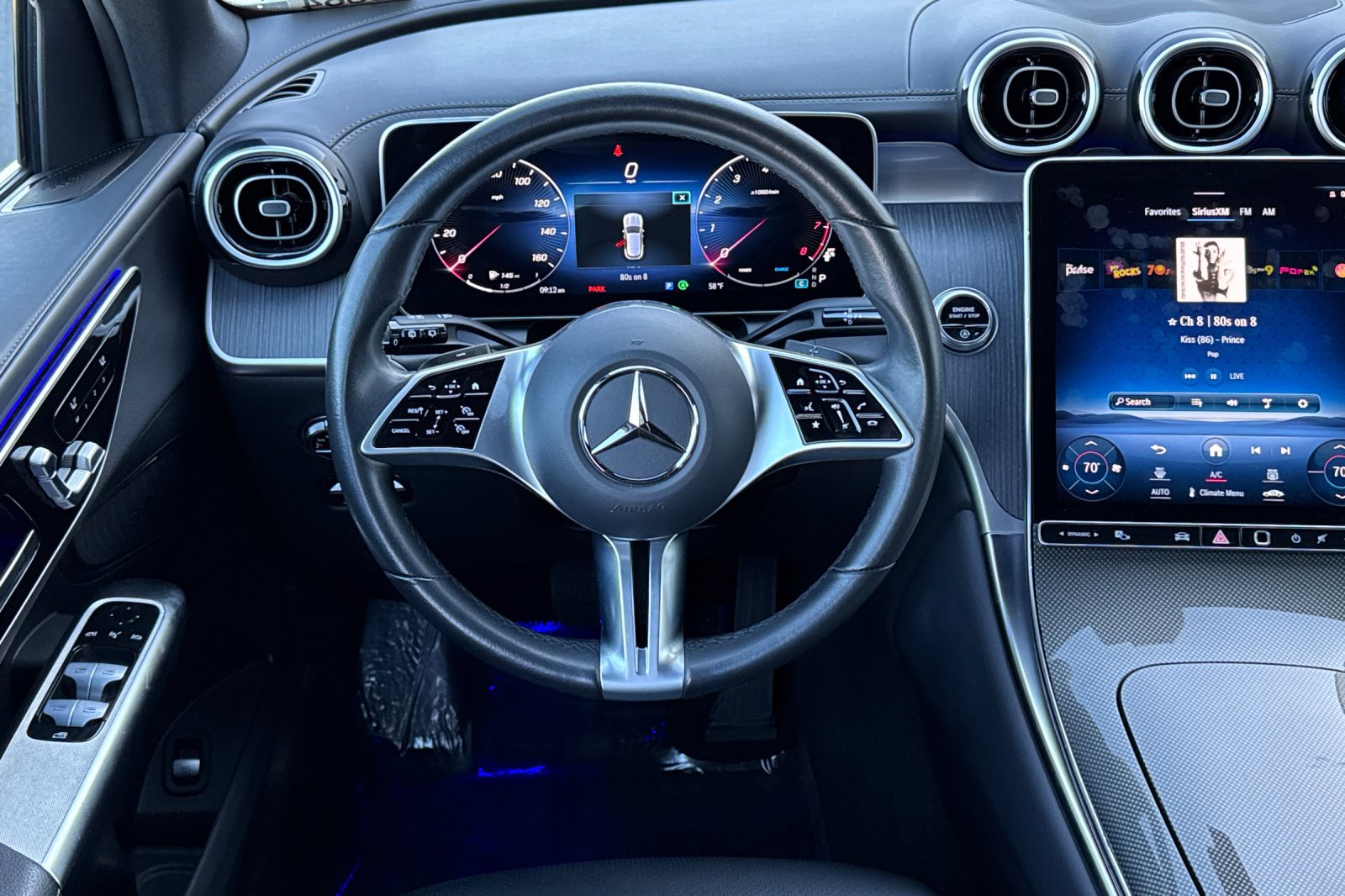 Used 2024 Mercedes-Benz GLC 300 4MATIC image 14