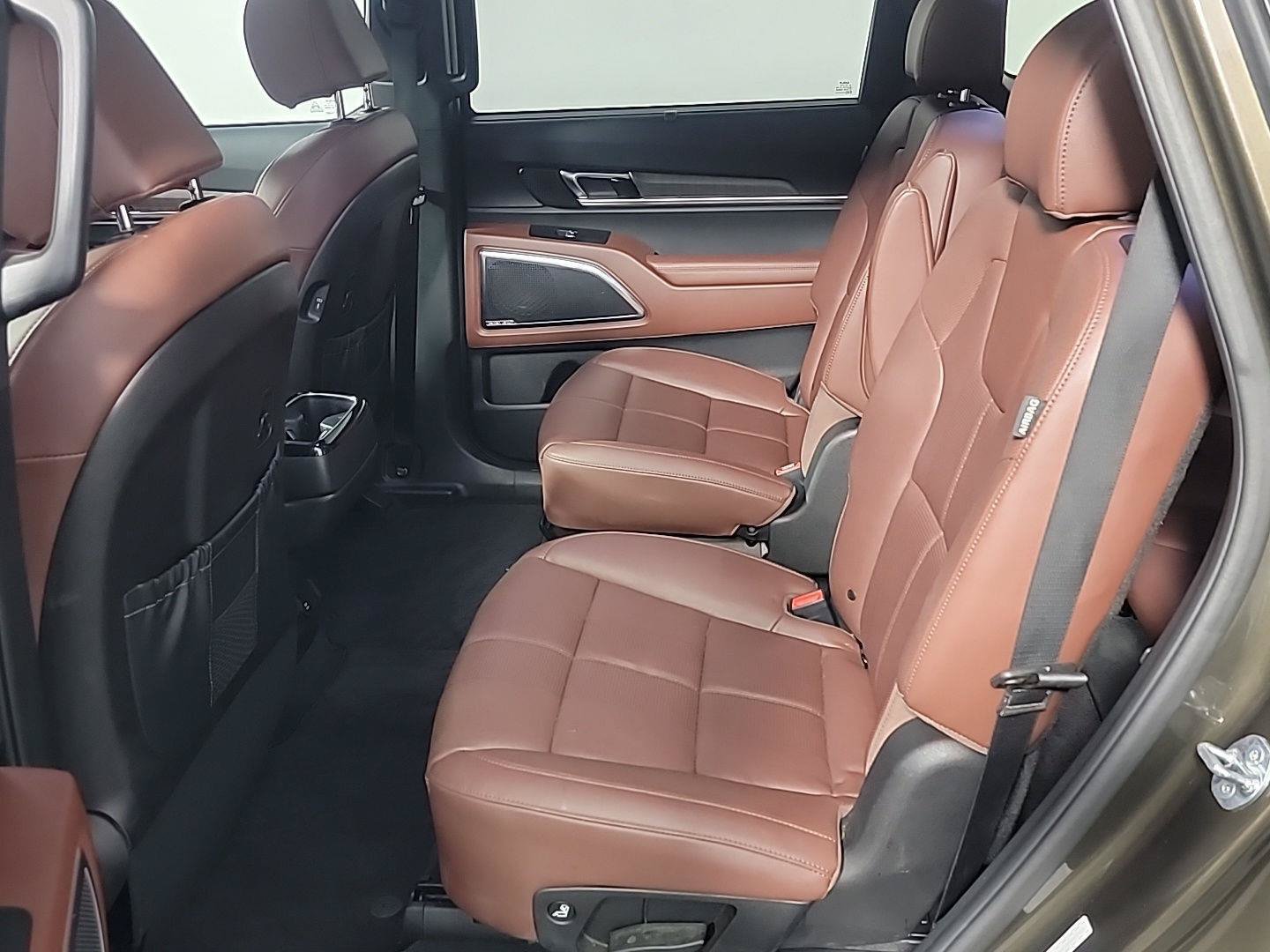 Certified 2024 Kia Telluride SX w/ Towing Package FWD image 15