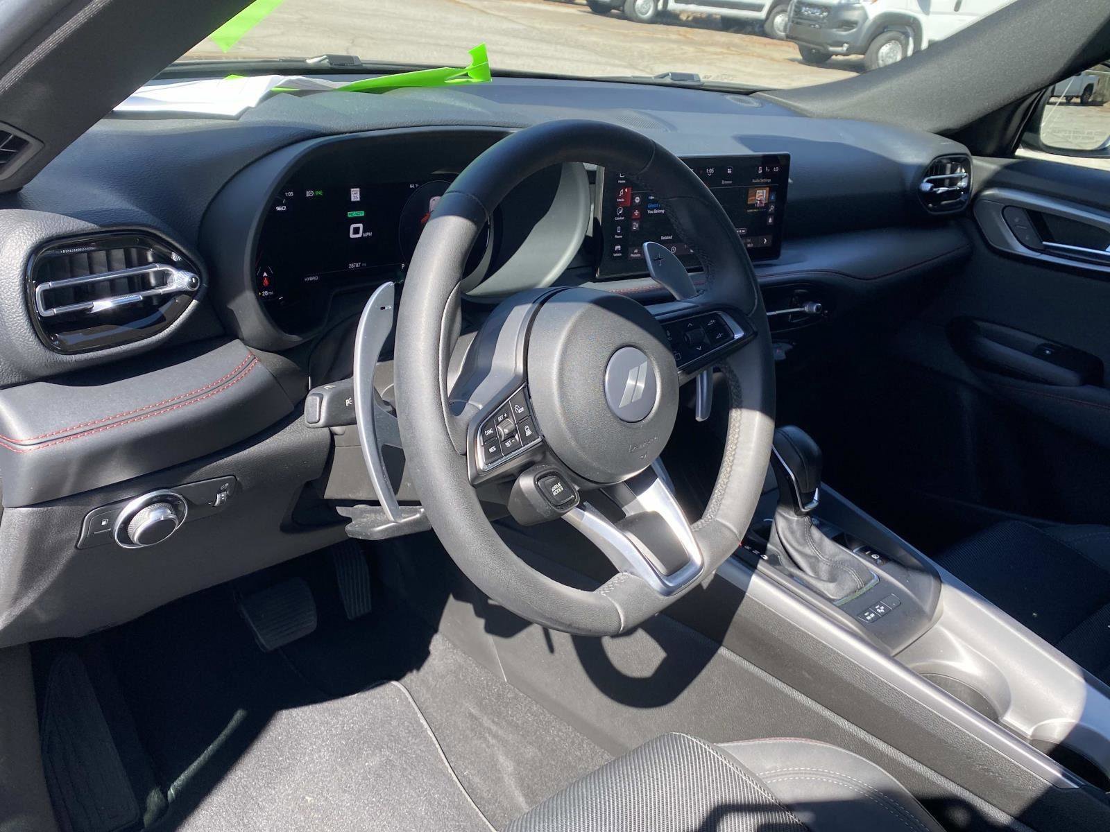 Used 2024 Dodge Hornet R/T w/ R/T Blacktop Package image 27