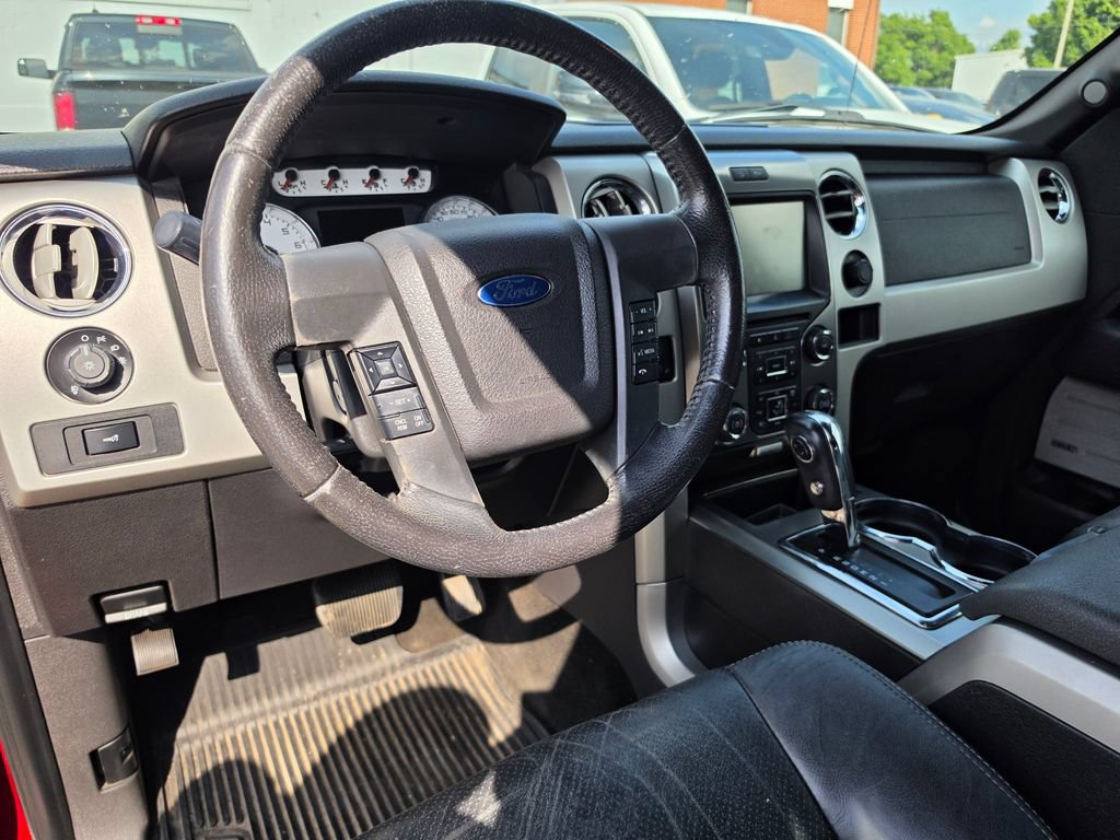 Used 2014 Ford F150 FX4 w/ Equipment Group 402A Luxury AWD/4WD image 4