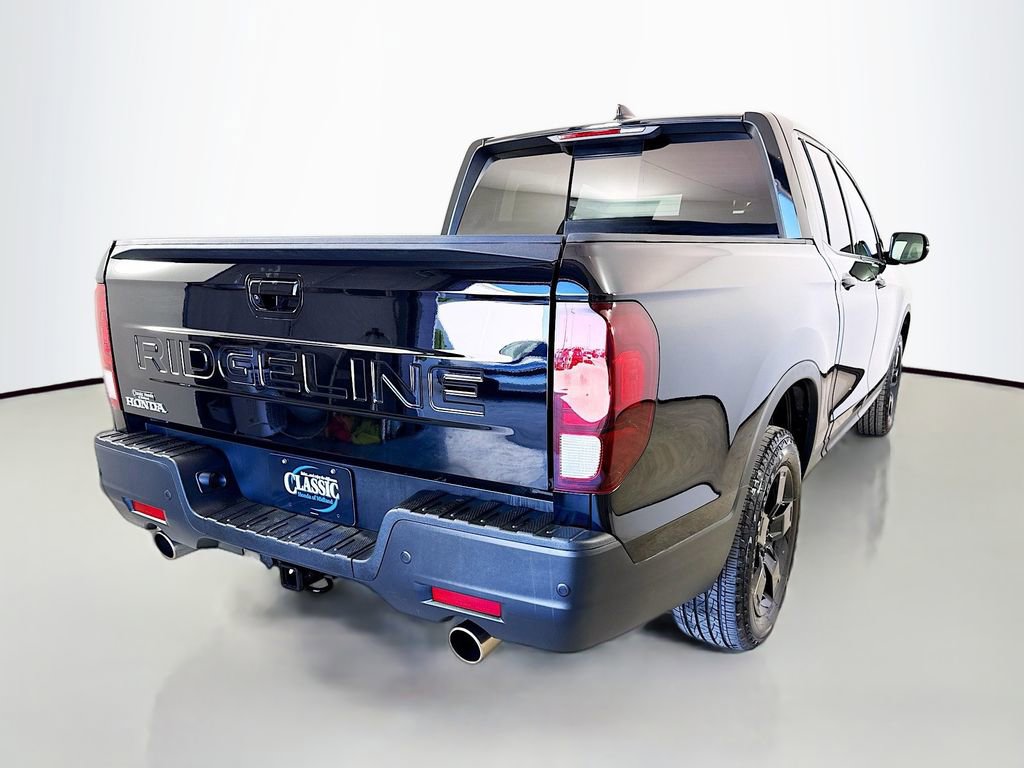 Used 2025 Honda Ridgeline Black Edition image 7