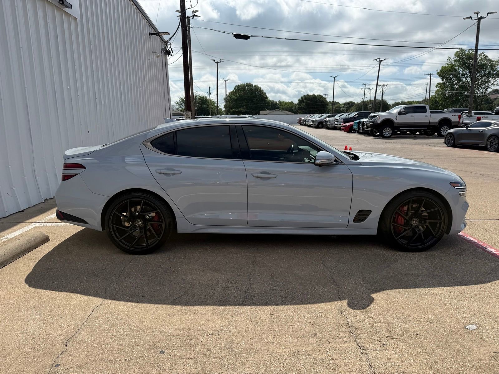 Used 2022 Genesis G70 3.3T RWD image 8