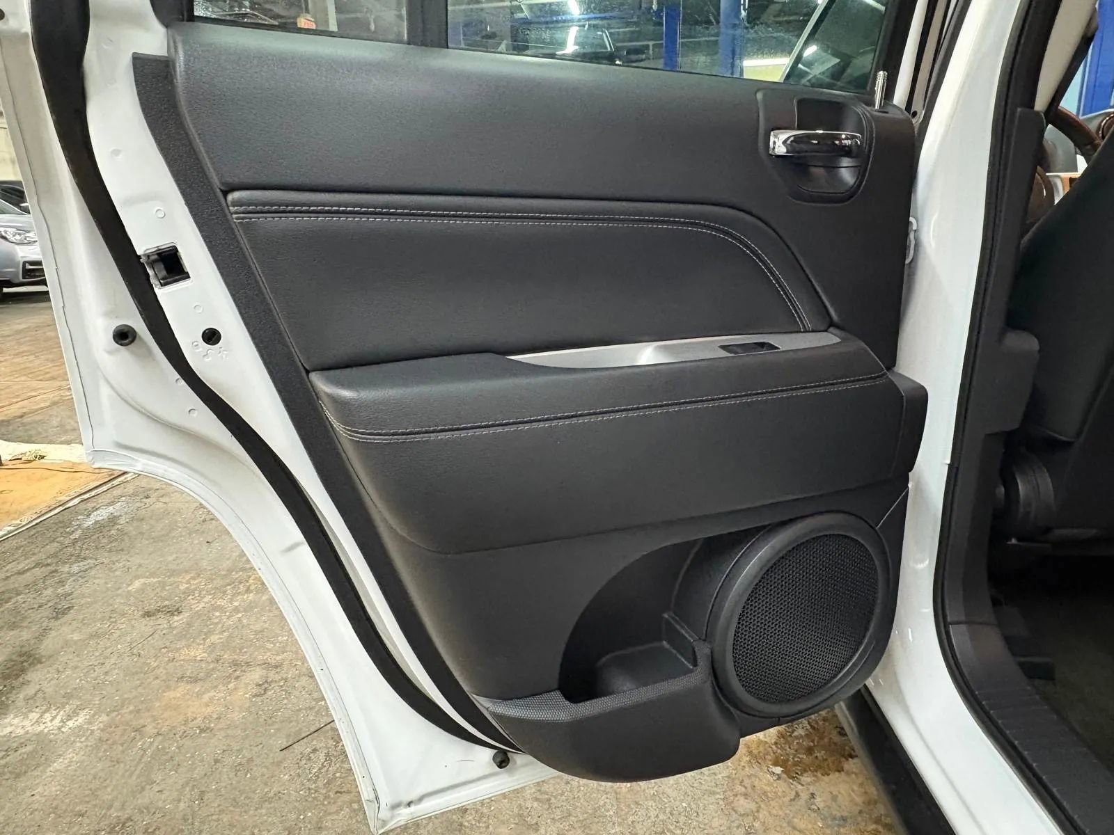 Used 2017 Jeep Compass High Altitude image 23