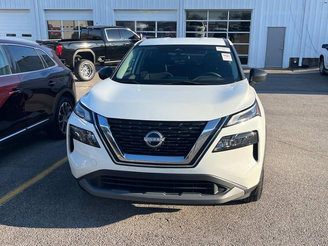Used 2023 Nissan Rogue S image 6