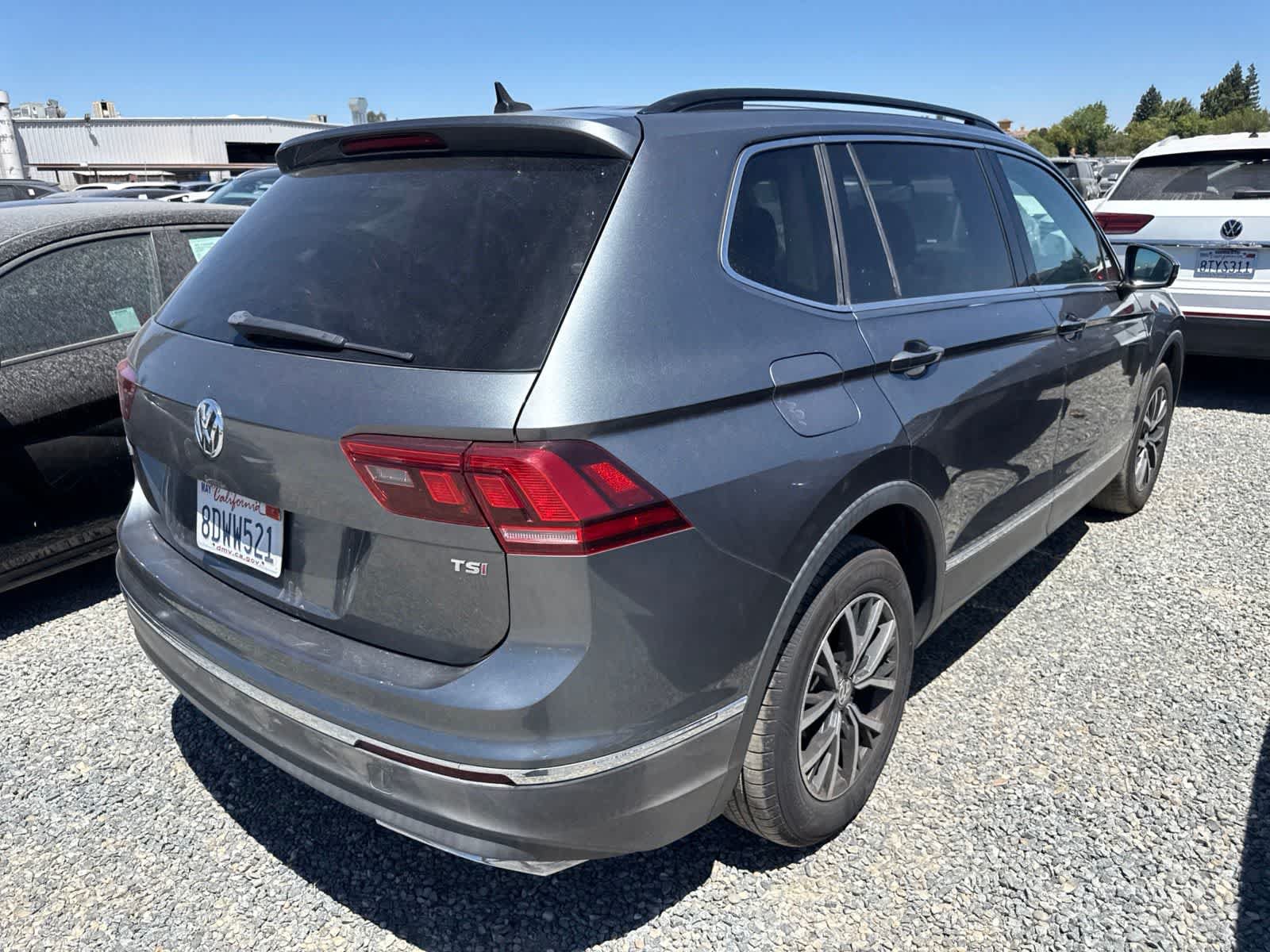 Used 2018 Volkswagen Tiguan SE FWD image 5