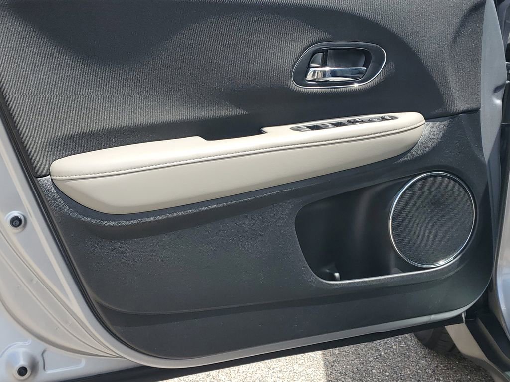 Used 2021 Honda HR-V EX image 21