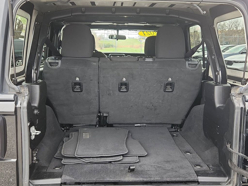 Used 2021 Jeep Wrangler Unlimited Sport image 18