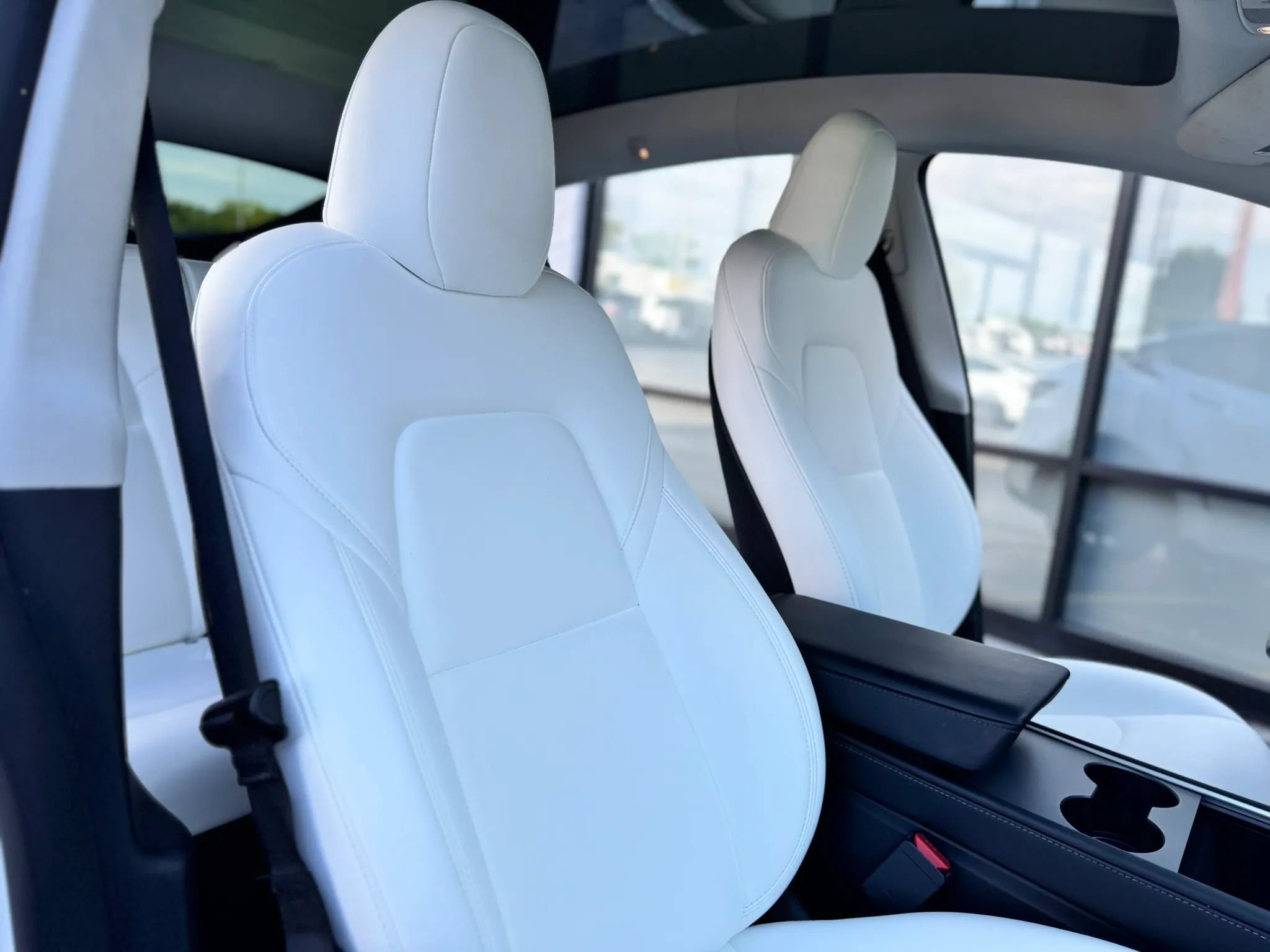 Used 2023 Tesla Model Y Long Range AWD/4WD image 13