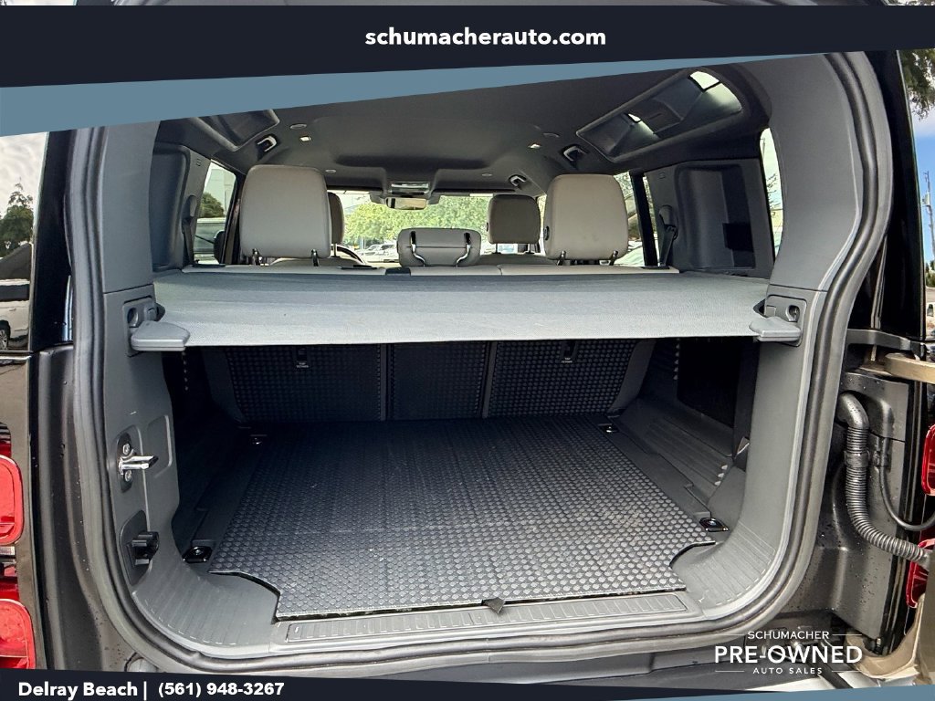 Used 2023 Land Rover Defender 110 S AWD/4WD image 14