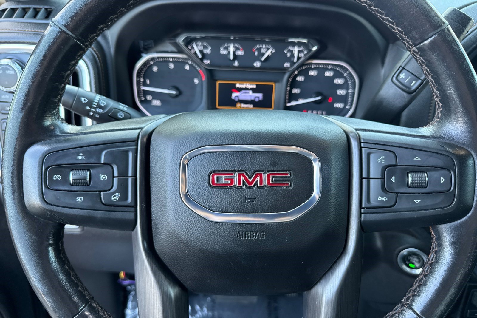 Used 2023 GMC Sierra 2500 AT4 AWD/4WD image 11