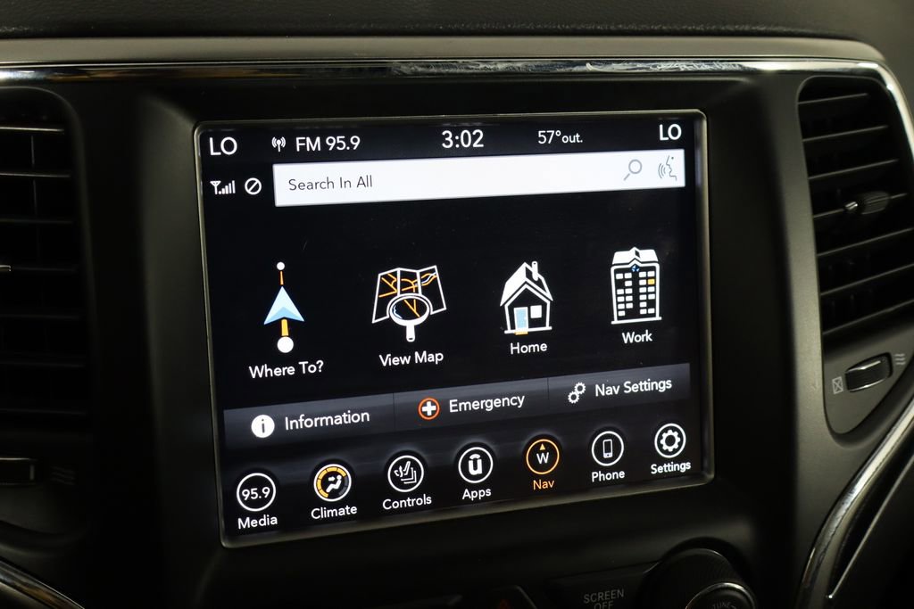 Used 2018 Jeep Grand Cherokee Trailhawk w/ Trailhawk Luxury Group image 37