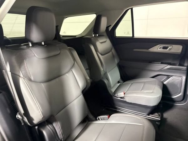 New 2026 Ford Explorer Active AWD/4WD image 14