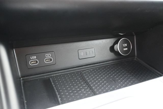 Used 2025 Genesis GV80 2.5T Standard AWD/4WD image 32
