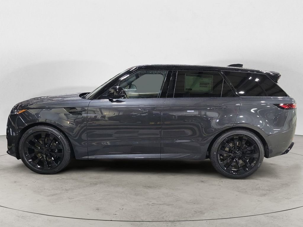 New 2026 Land Rover Range Rover Sport Dynamic SE image 2
