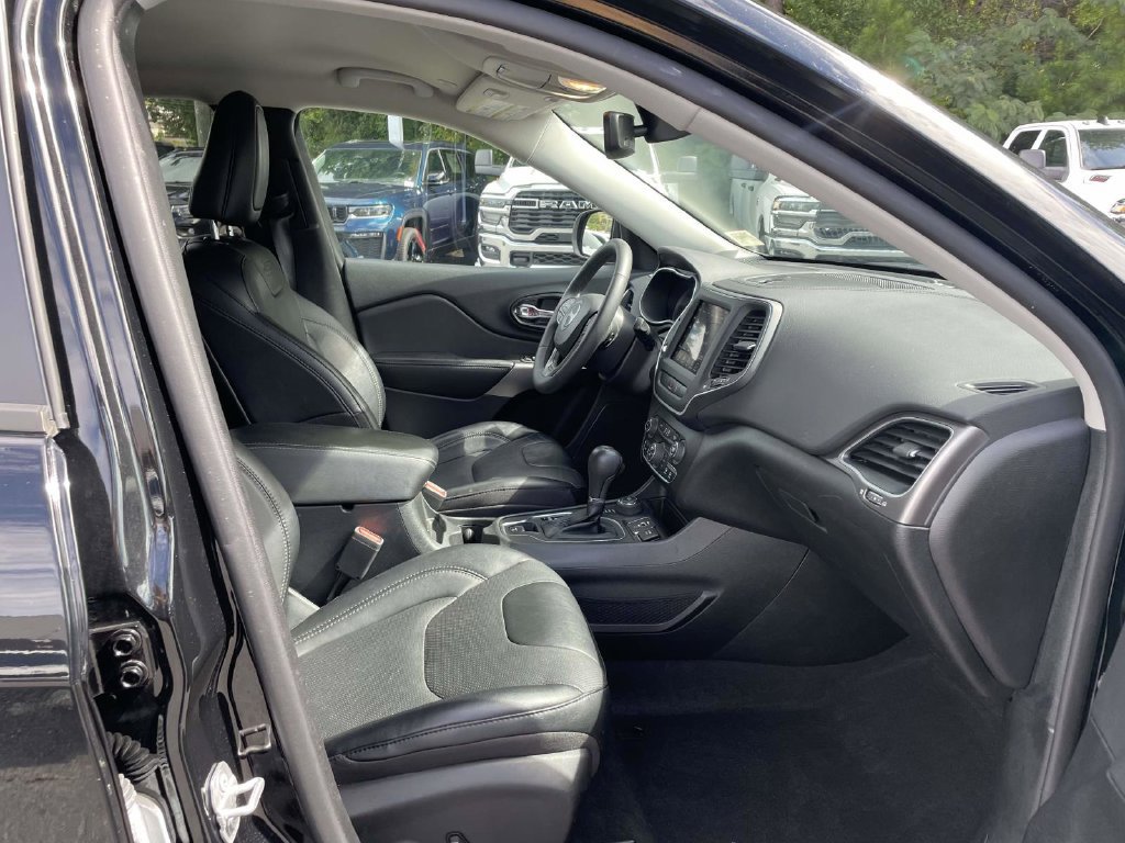 Certified 2022 Jeep Cherokee Latitude Lux AWD/4WD image 15