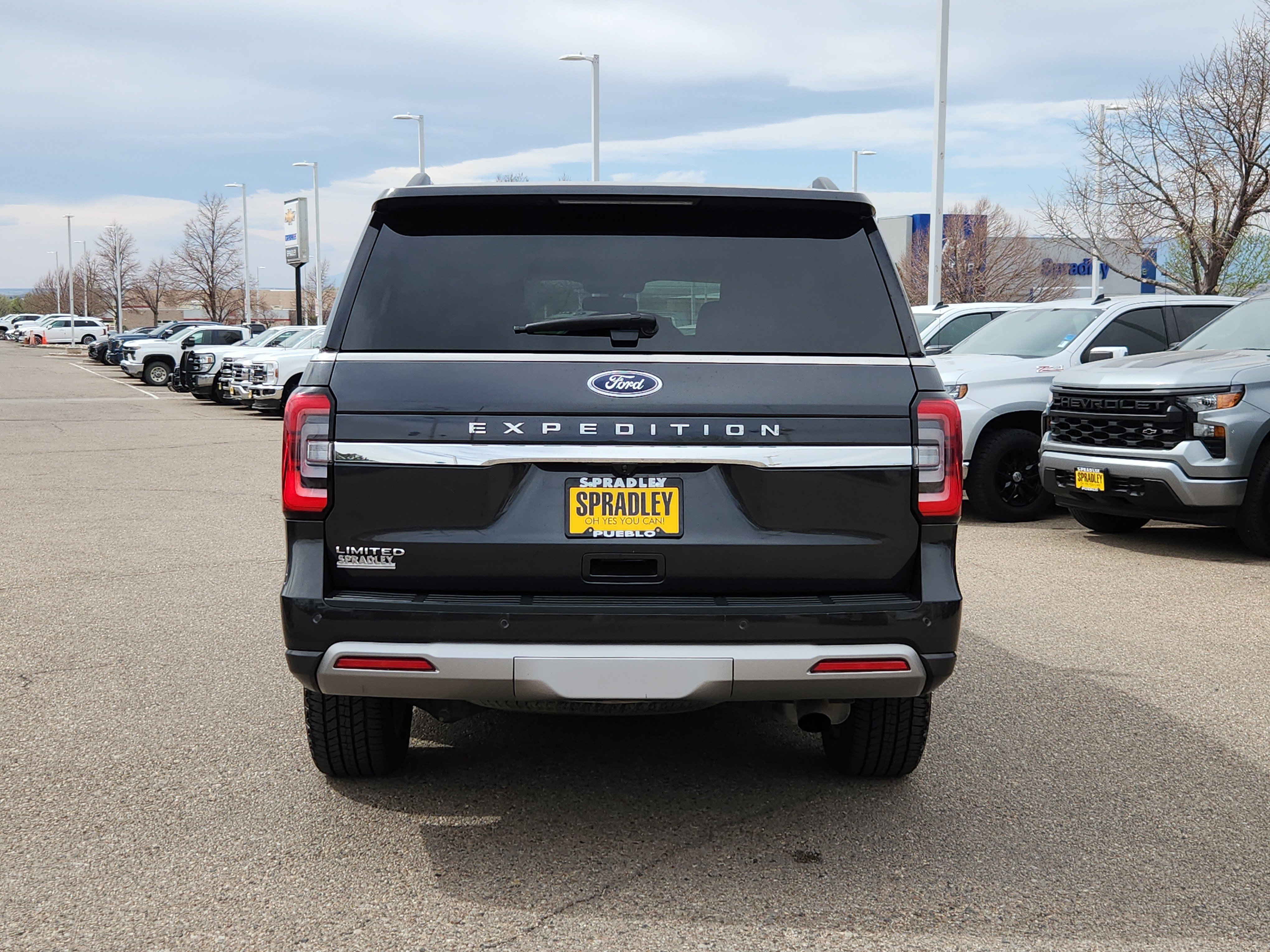 Used 2023 Ford Expedition Limited image 11