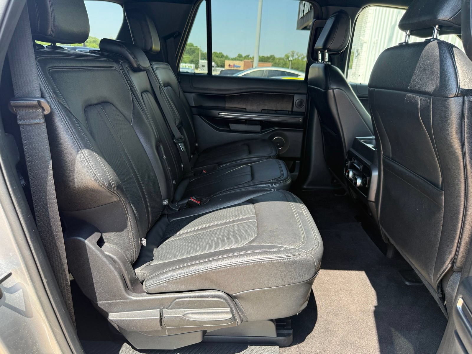 Used 2021 Ford Expedition Max Limited RWD image 23