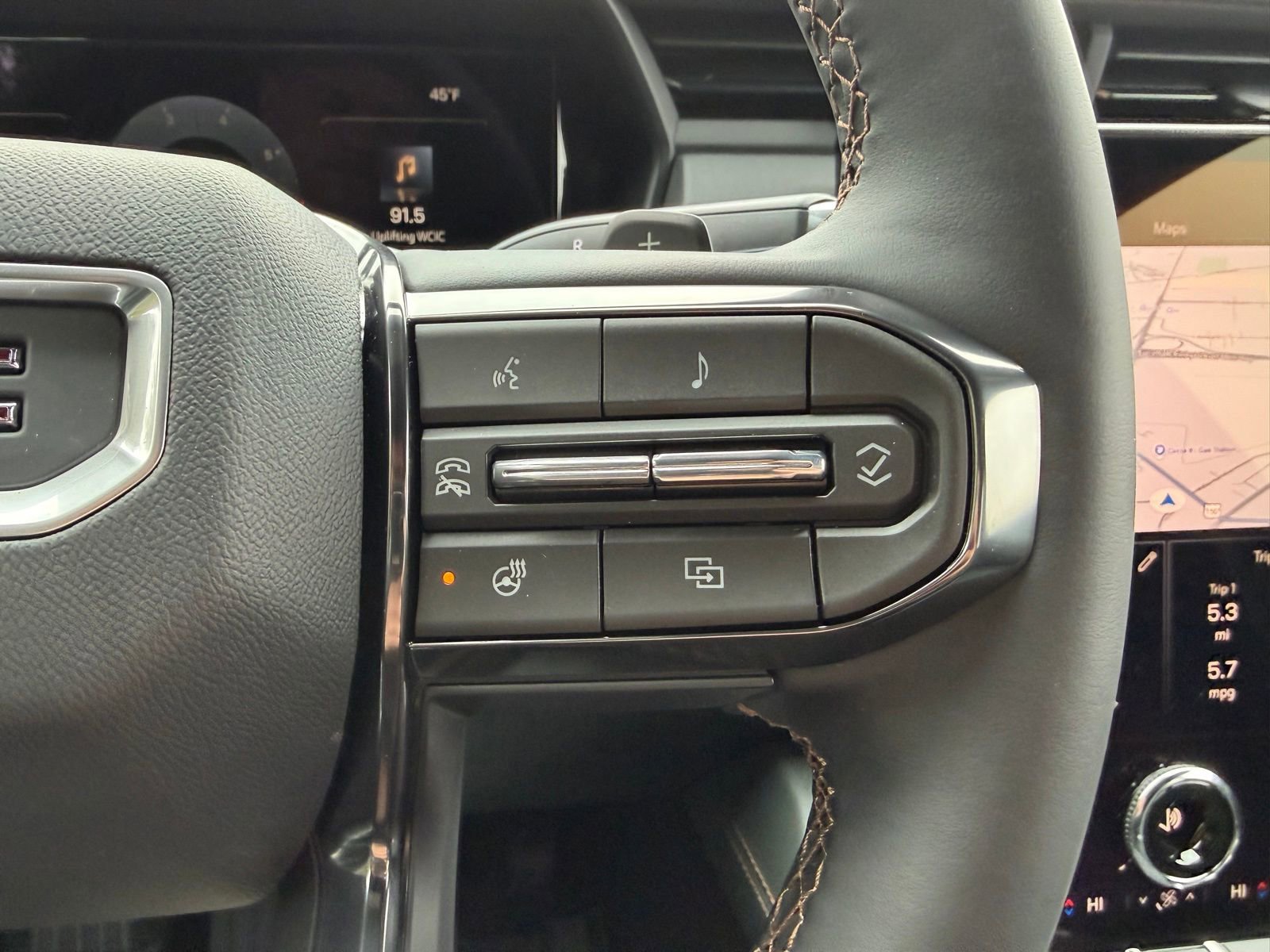 New 2026 GMC Terrain AT4 w/ LPO, Floor Liner Package image 15