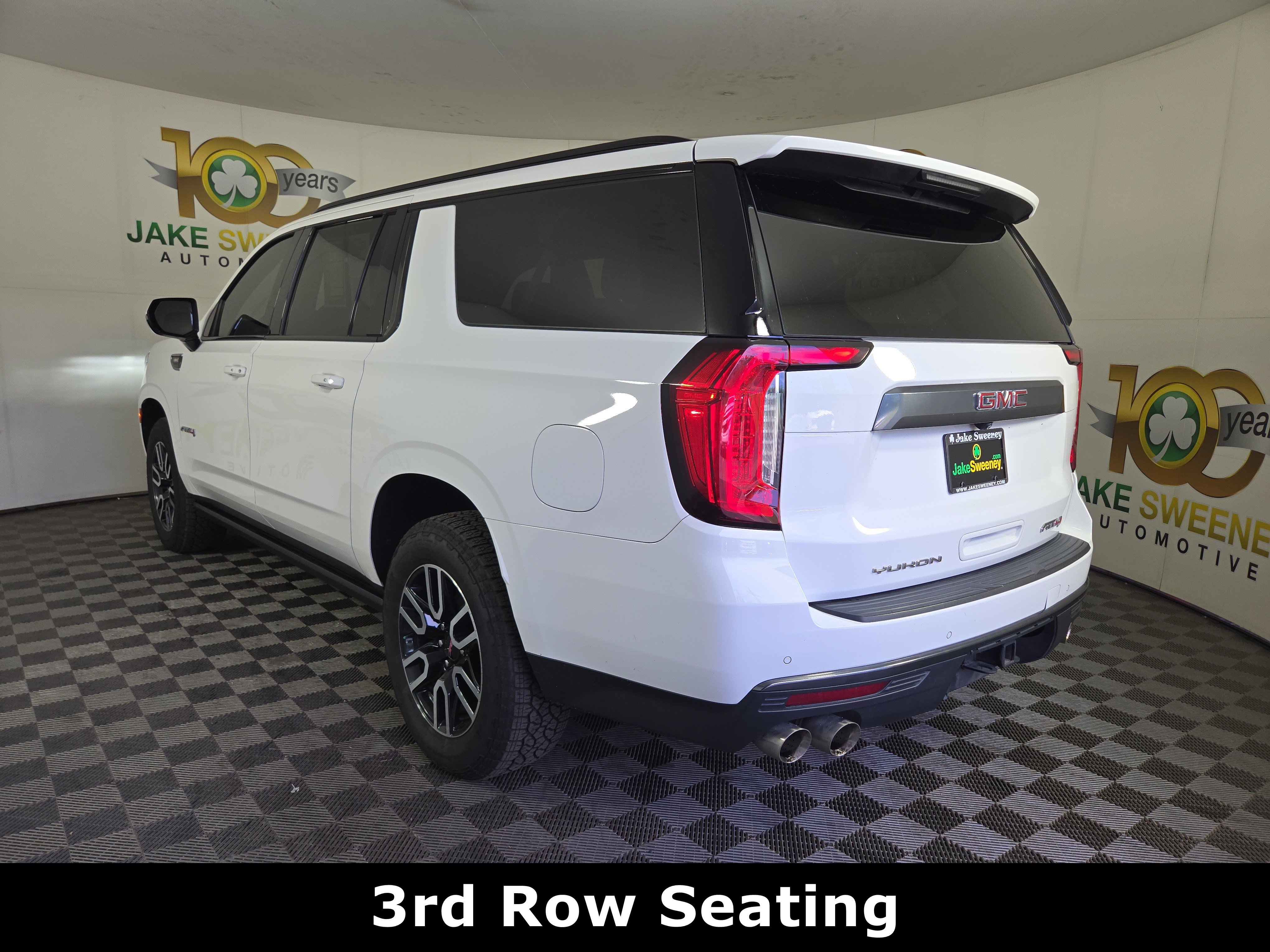 Used 2022 GMC Yukon XL AT4 AWD/4WD image 6