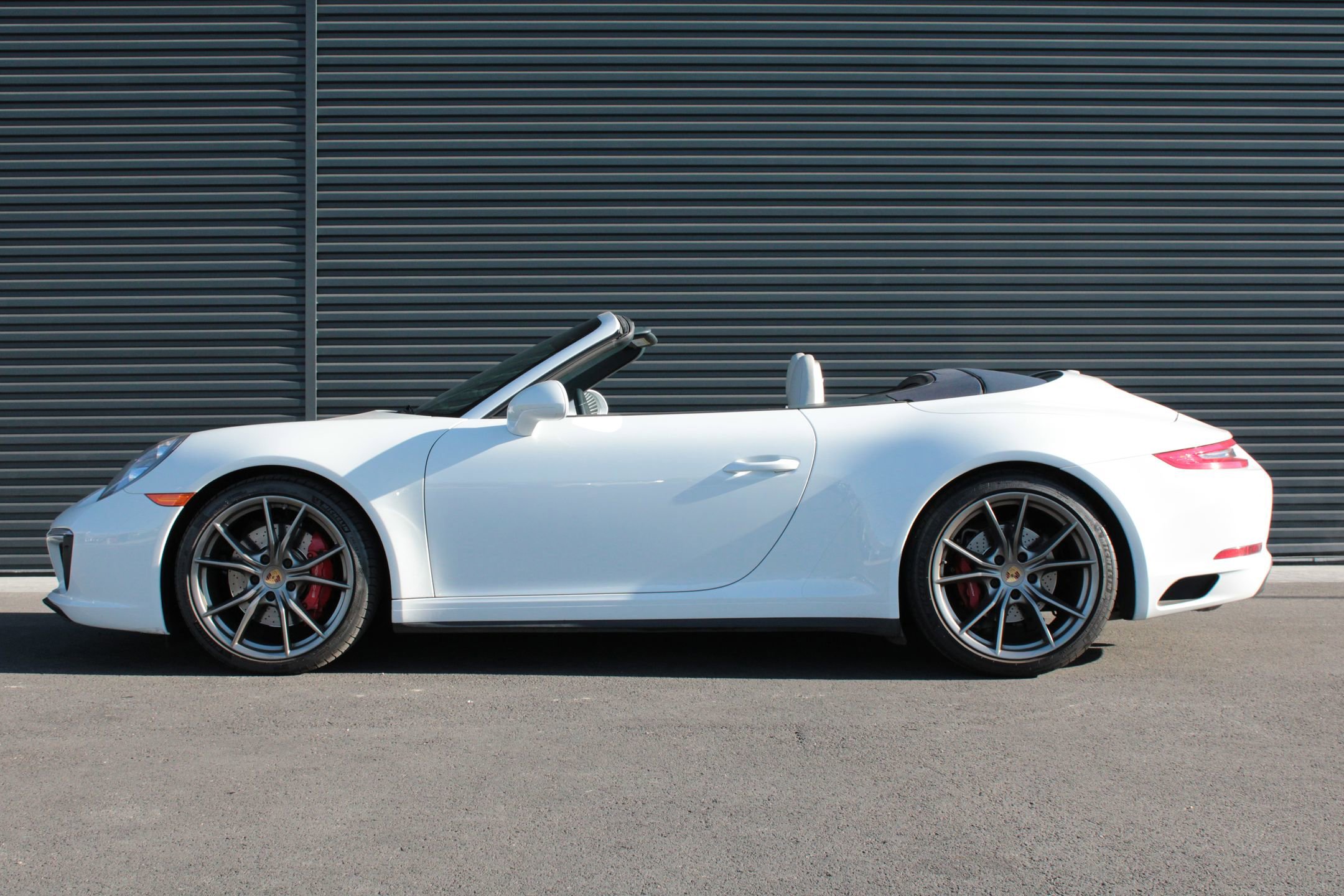 Certified 2019 Porsche 911 Carrera 4S image 28