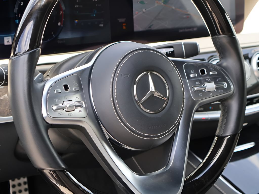 Used 2020 Mercedes-Benz S 560 4MATIC Sedan image 20