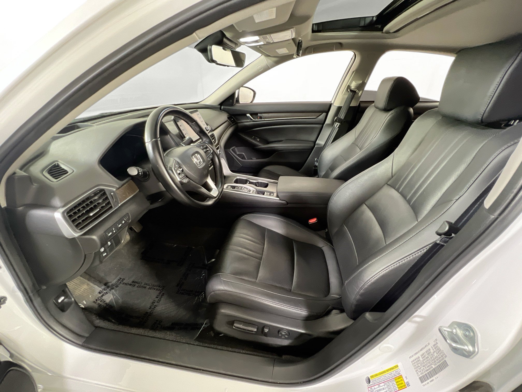 Used 2021 Honda Accord Touring image 21
