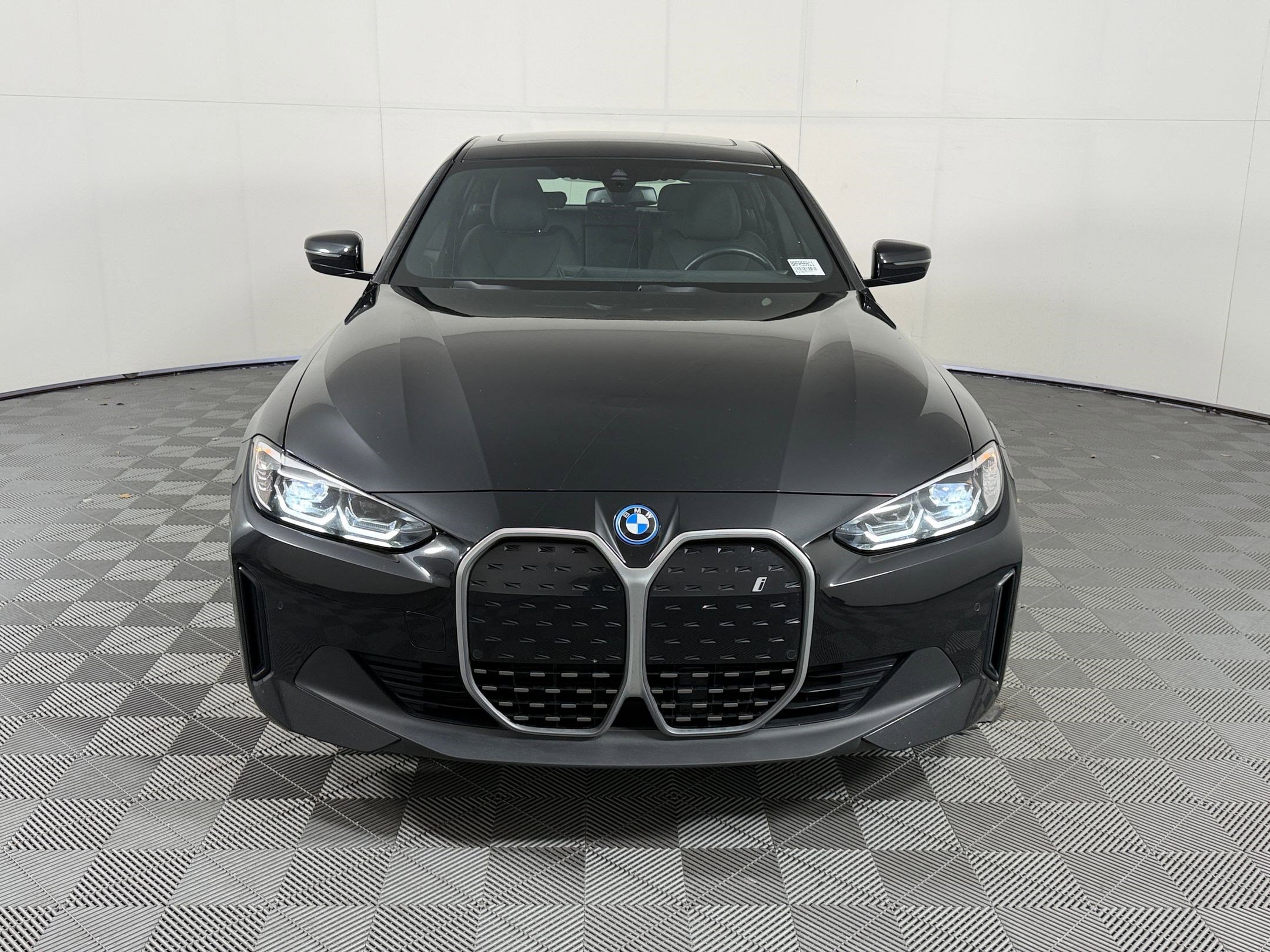 Used 2024 BMW i4 eDrive35 w/ Convenience Package RWD image 6