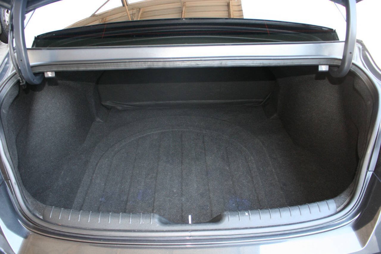 Used 2021 Hyundai Elantra SEL FWD image 23