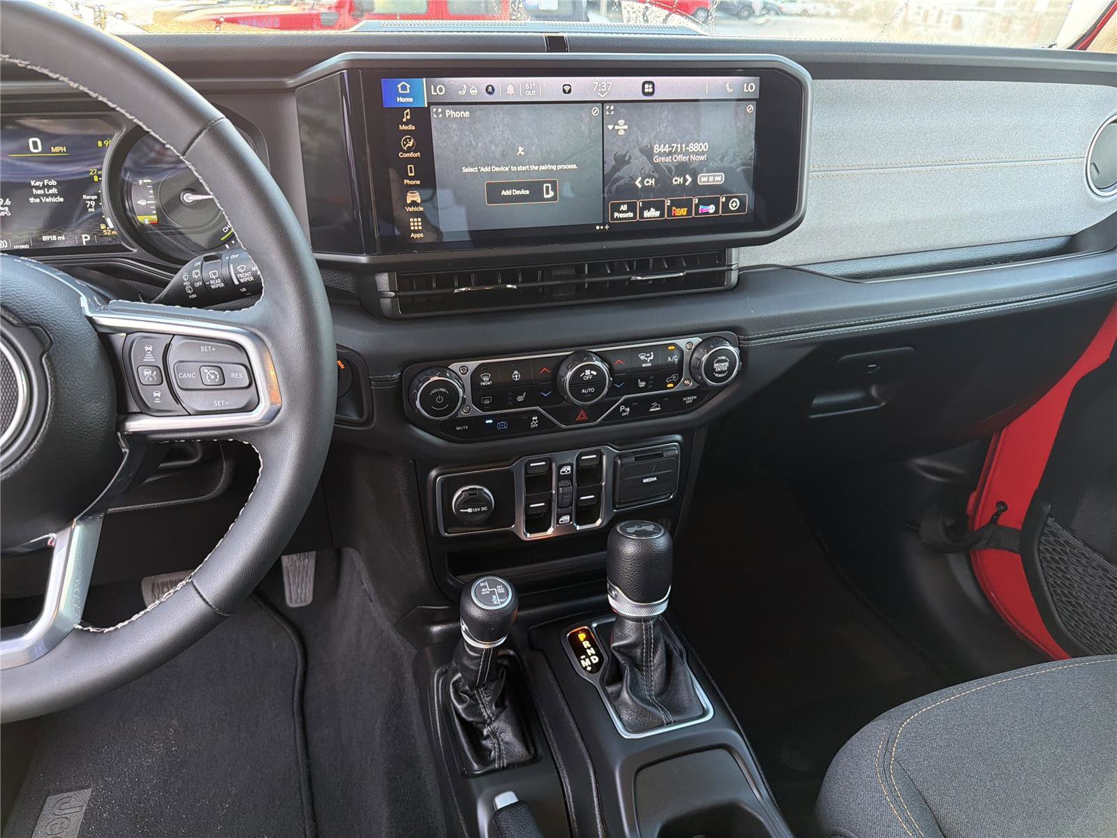 Used 2025 Jeep Wrangler Sahara w/ Safety Group image 28