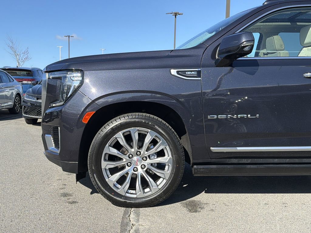 Used 2023 GMC Yukon Denali image 9