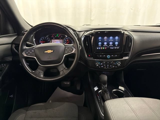 Used 2023 Chevrolet Traverse LT w/ Rear Camera Mirror Package AWD/4WD image 24