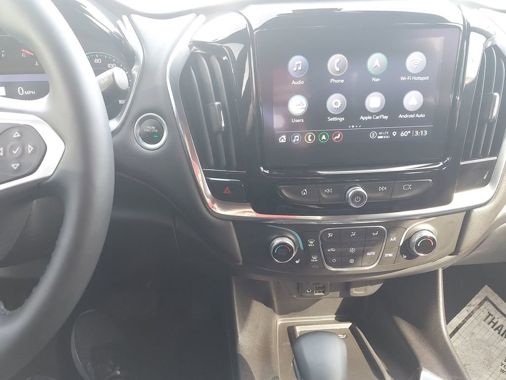 Used 2023 Chevrolet Traverse RS image 12