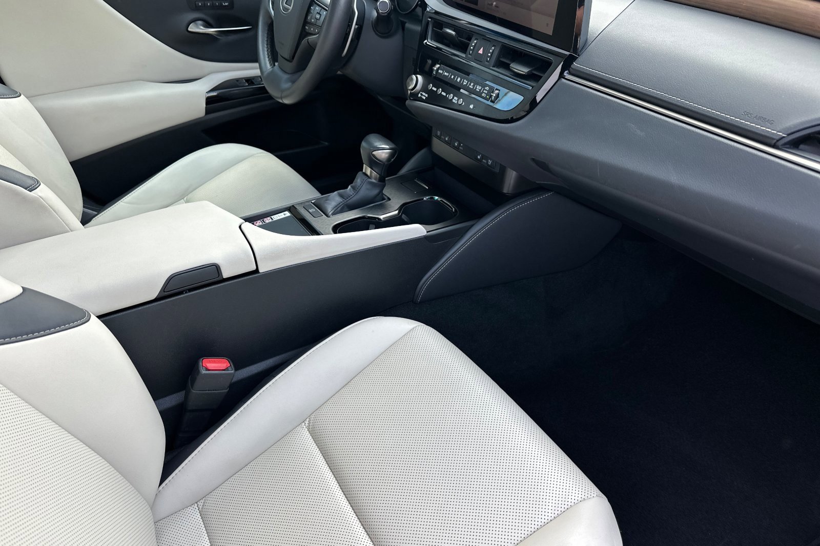 Used 2023 Lexus ES 350 w/ Premium Package FWD image 14