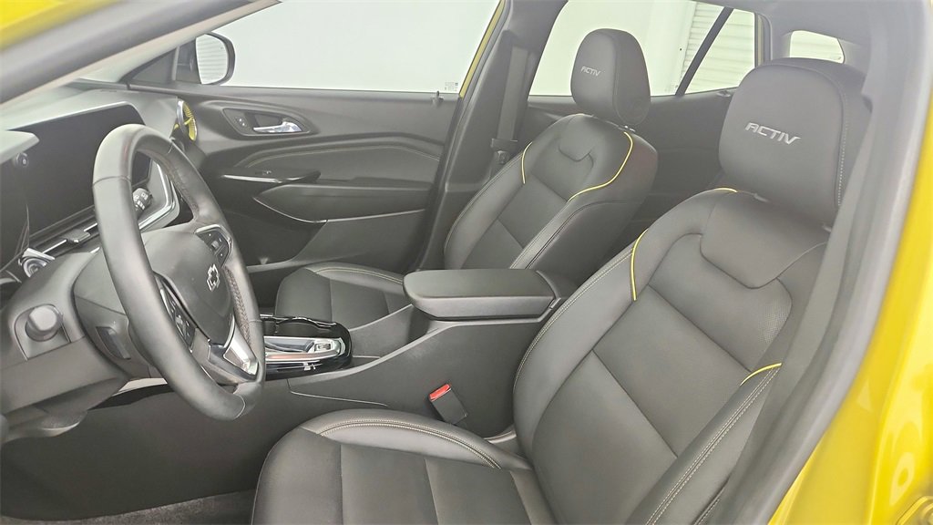 Used 2024 Chevrolet Trax ACTIV w/ Driver Confidence Package image 15