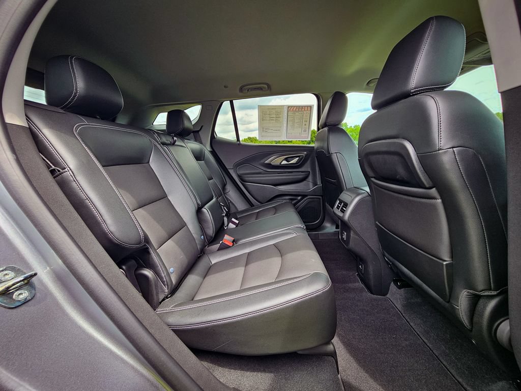 Used 2023 GMC Terrain SLT w/ Tech Package AWD/4WD image 38
