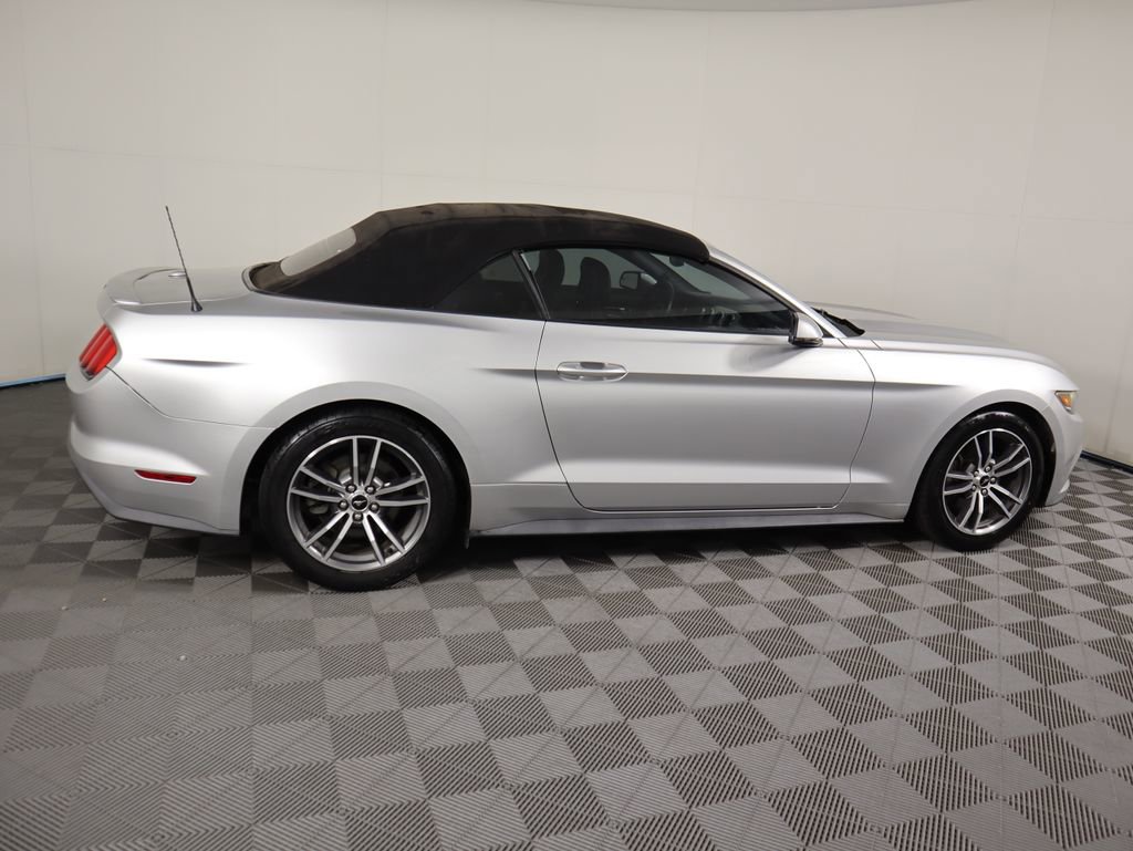 Used 2016 Ford Mustang Premium image 12