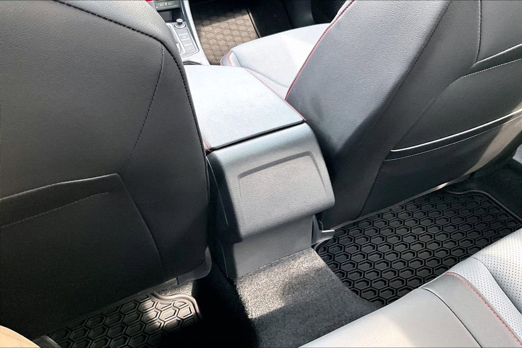 Used 2025 Volkswagen Jetta GLI Autobahn image 34