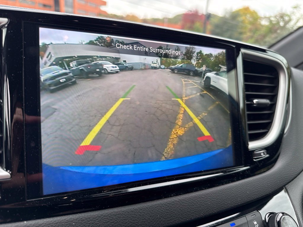 Used 2026 Chrysler Pacifica Select FWD image 30