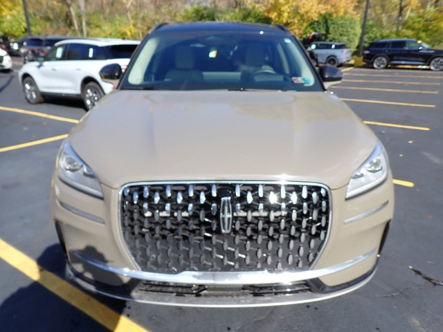 Certified 2025 Lincoln Corsair Reserve w/ Equipment Group 202A image 3