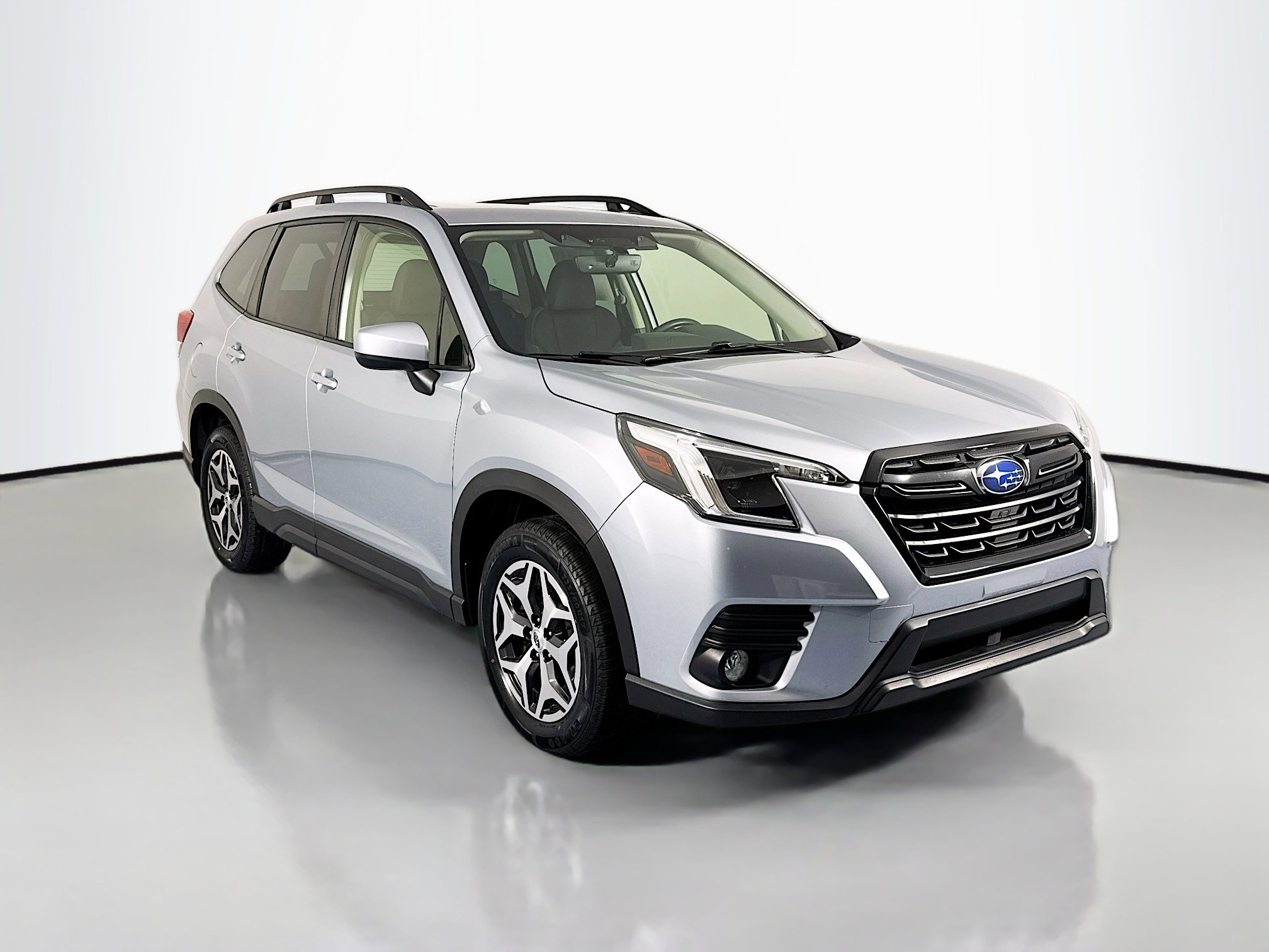 Used 2023 Subaru Forester Premium w/ Popular Package #1 image 3