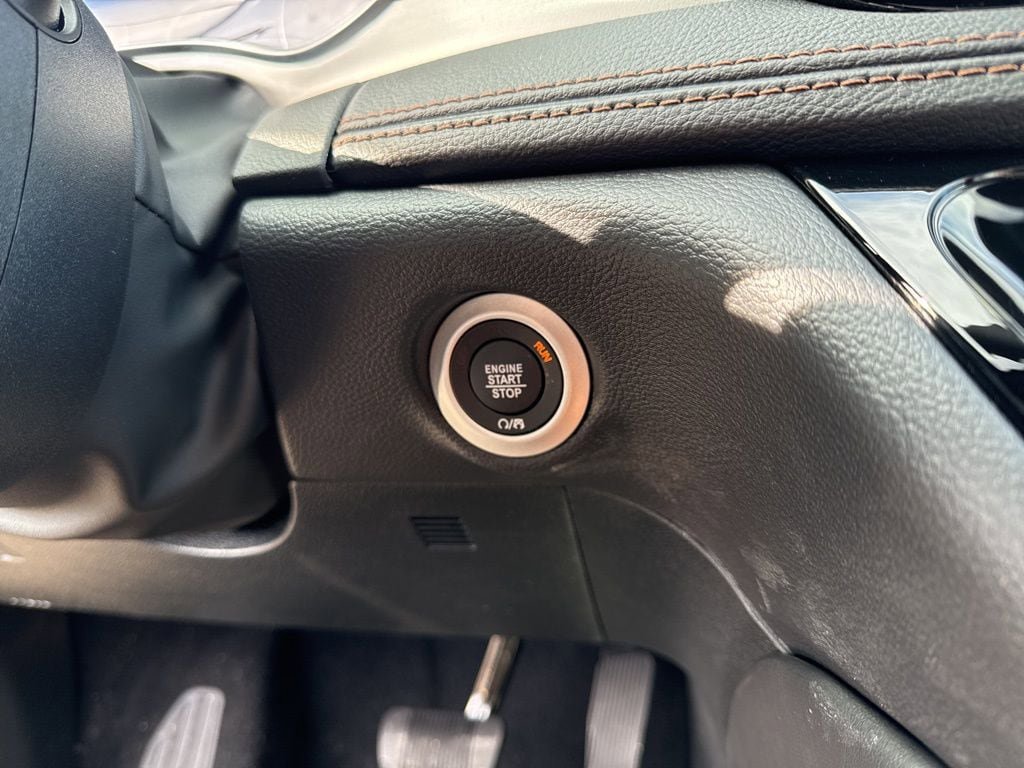 New 2026 Chrysler Pacifica Pinnacle AWD/4WD image 16