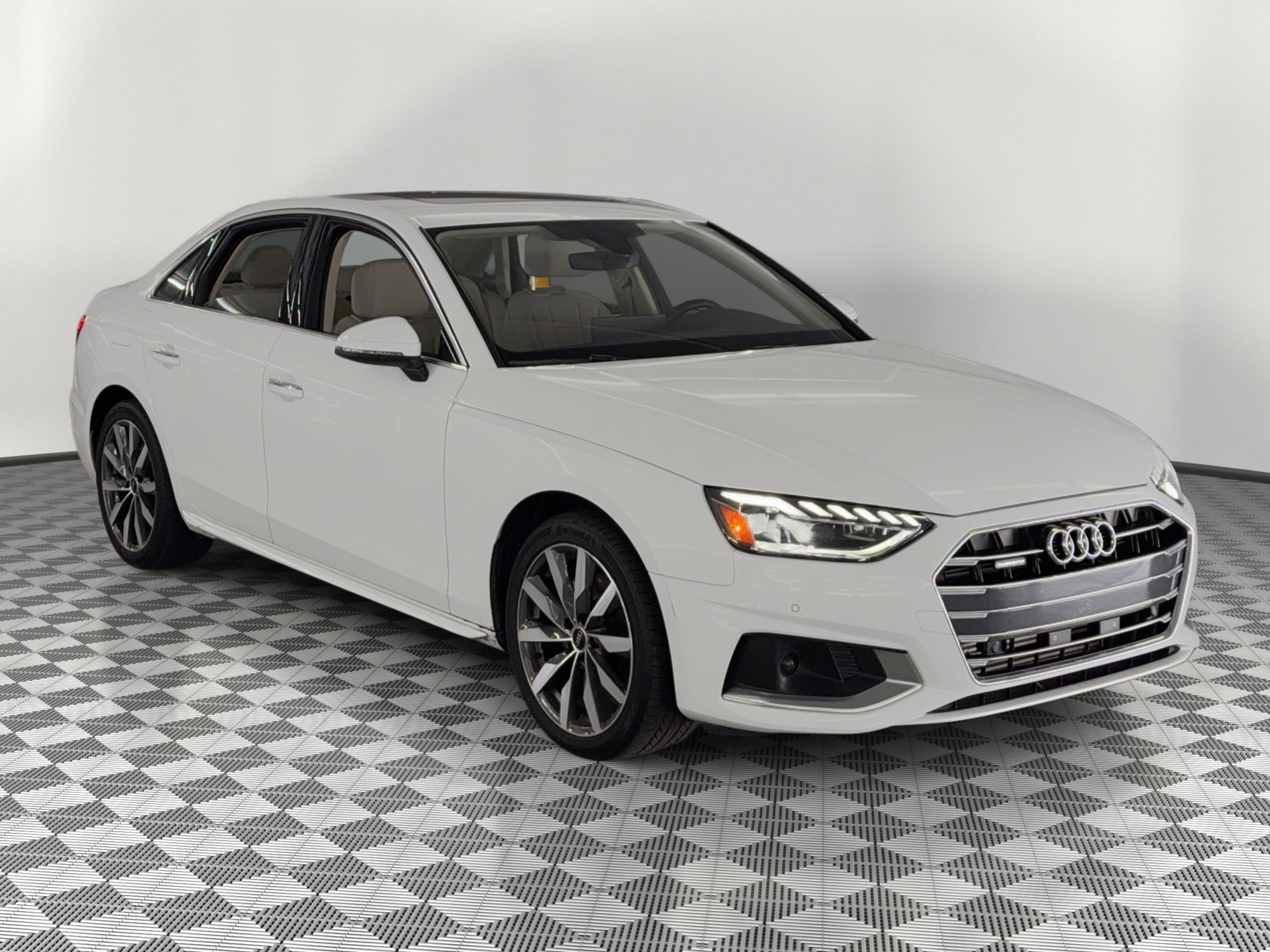 Used 2023 Audi A4 2.0T Premium w/ Convenience Package AWD/4WD image 7