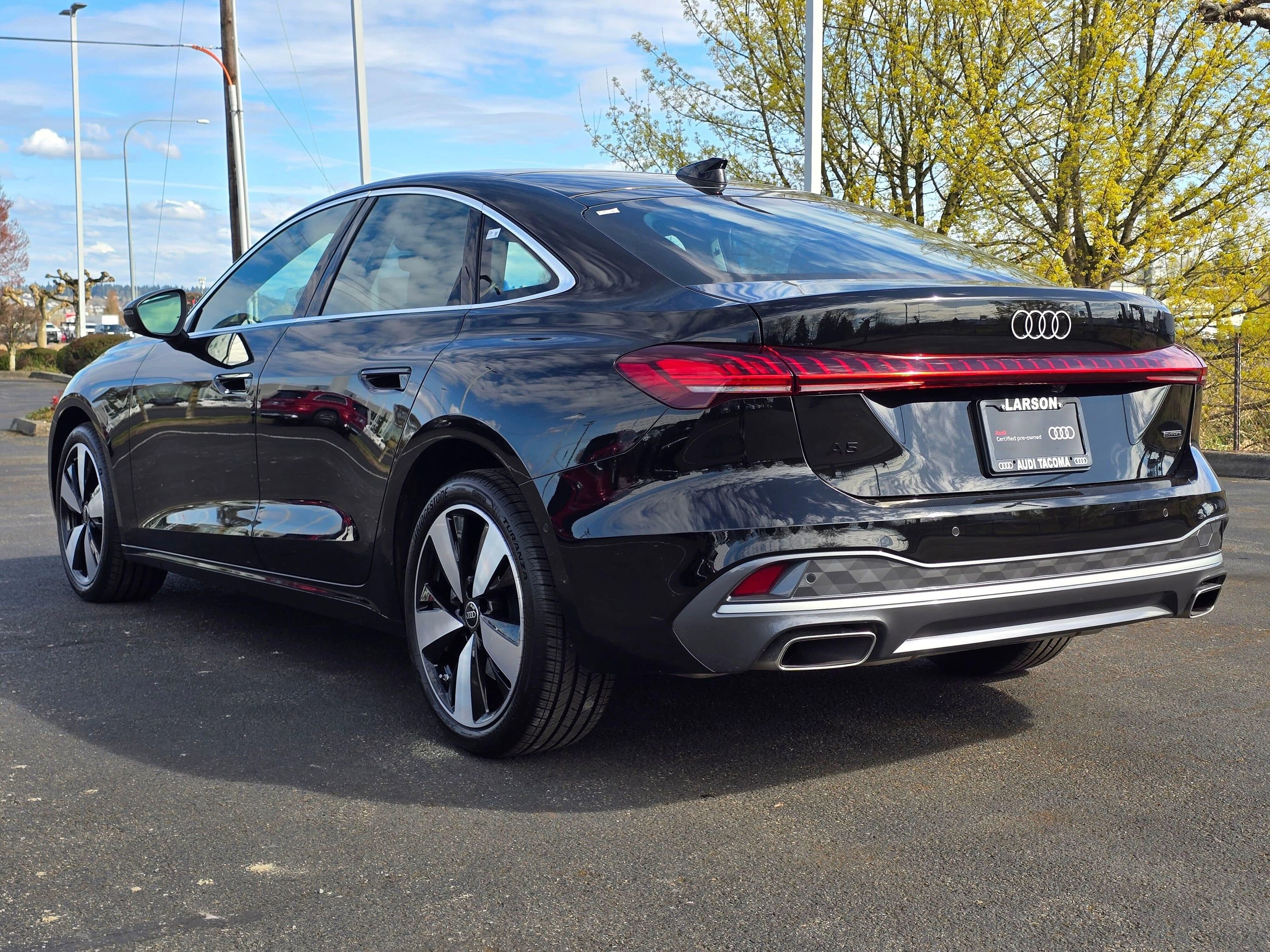 Used 2025 Audi A5 2.0T Premium Plus w/ Premium Plus image 4