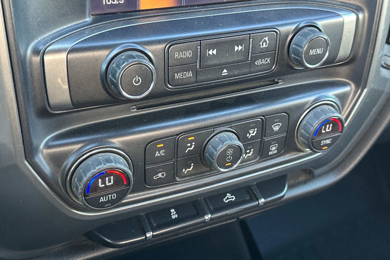 Used 2014 Chevrolet Silverado 1500 LT w/ All Star Edition AWD/4WD image 26