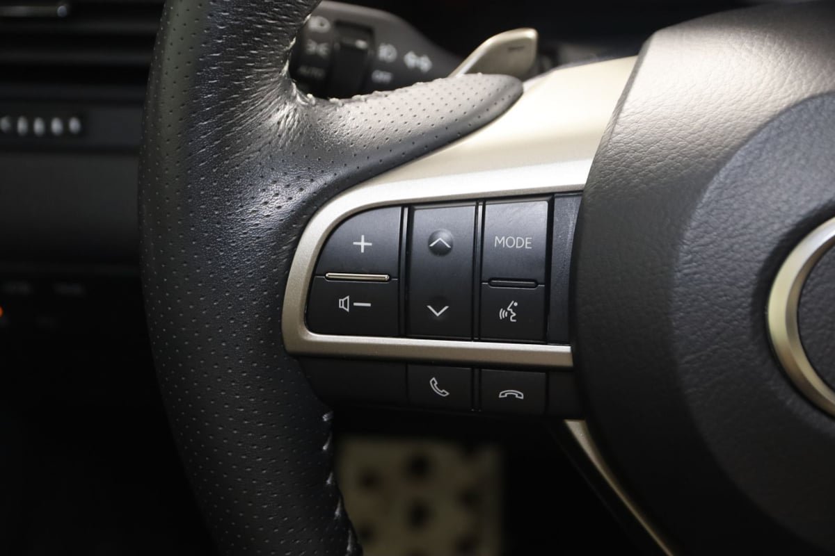 Used 2022 Lexus RX 350 F Sport w/ Cold Area Package (CT) AWD/4WD image 39