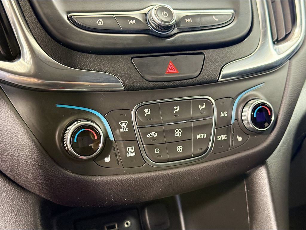 Used 2021 Chevrolet Equinox LT FWD image 16