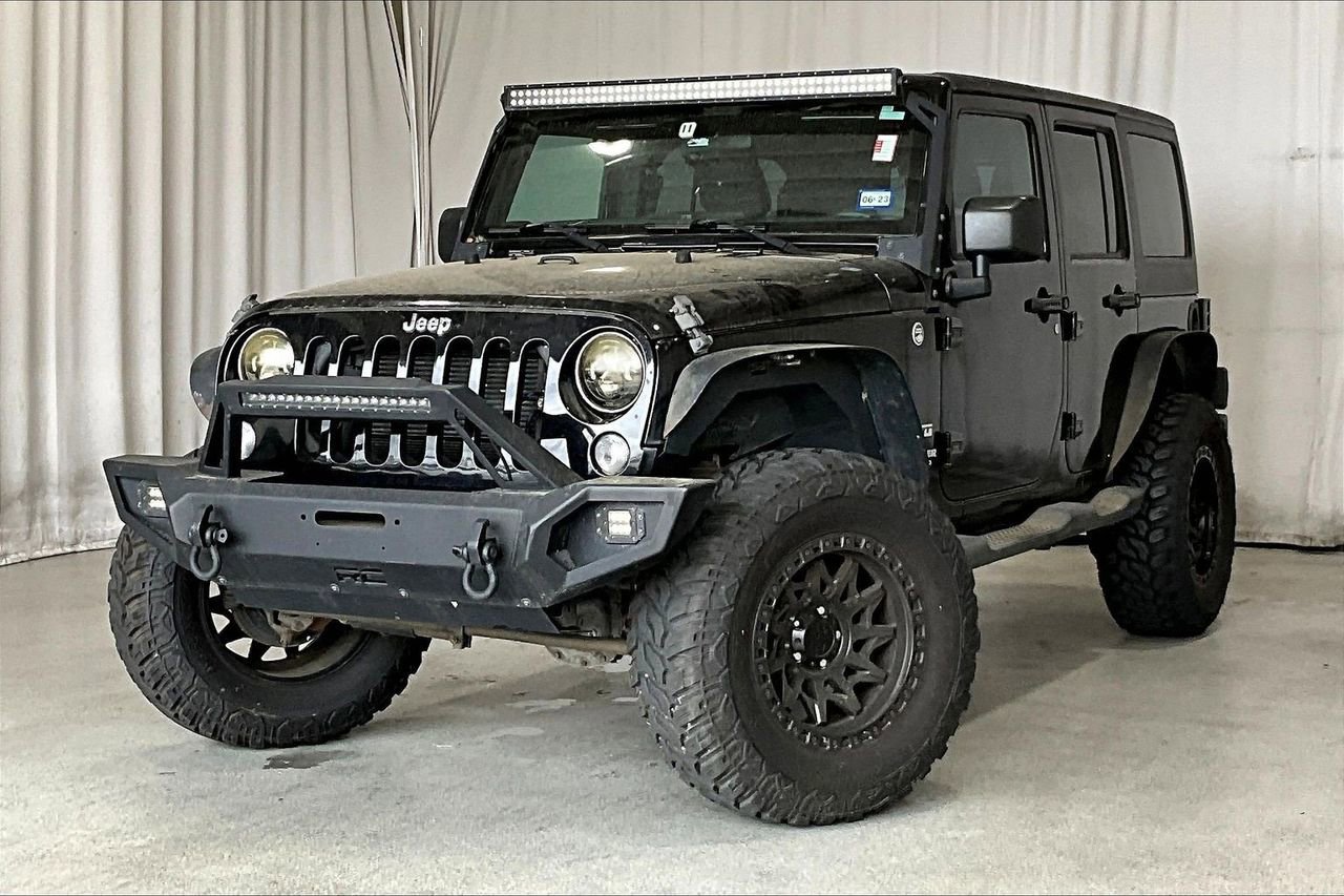 Used 2015 Jeep Wrangler Unlimited Sport image 2