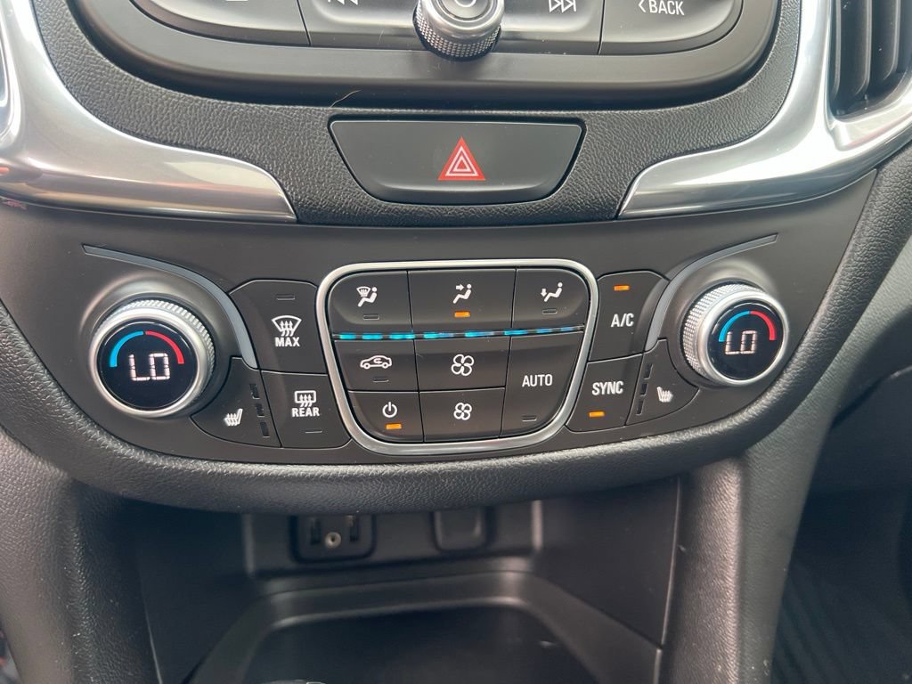 Used 2018 Chevrolet Equinox LT w/ Sun & Infotainment Package FWD image 58
