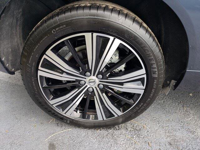 Used 2022 Volvo XC60 B6 Inscription w/ Advanced Package image 19